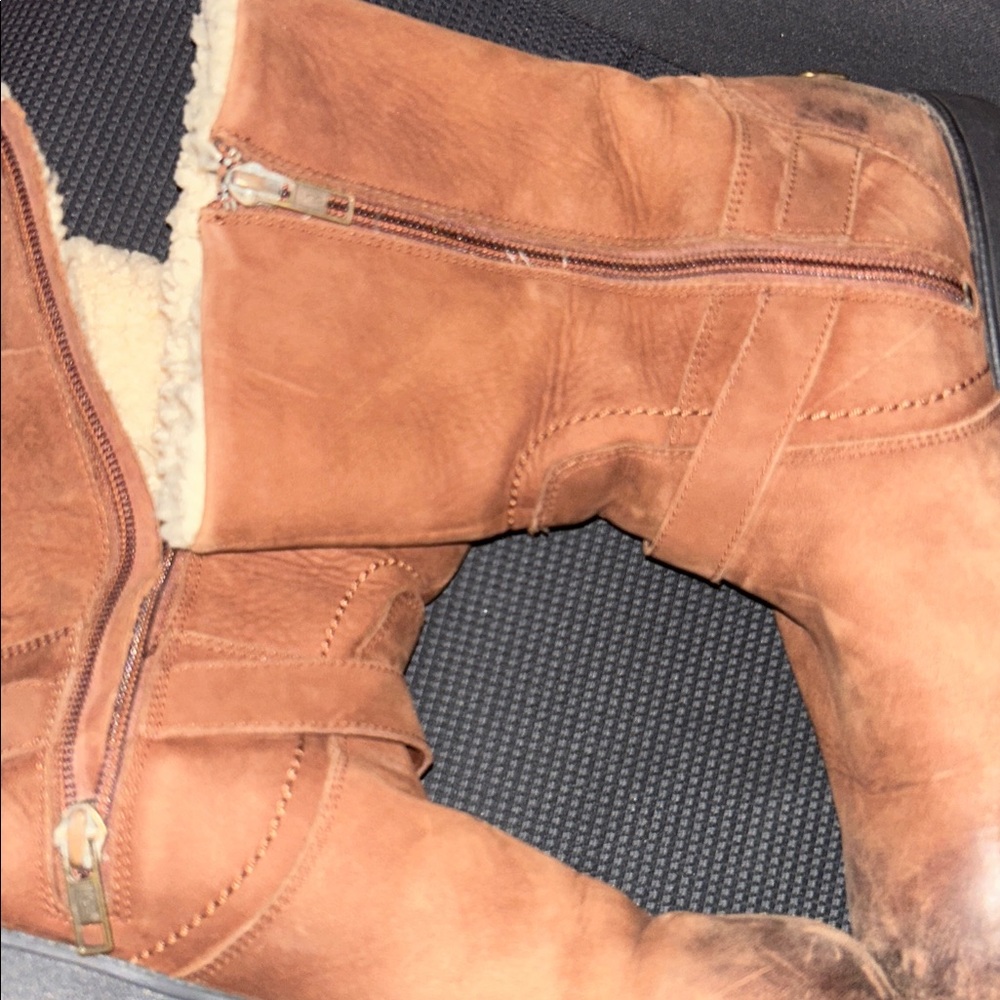 UGG Chestnut Leather Boots - Picture 5 of 6